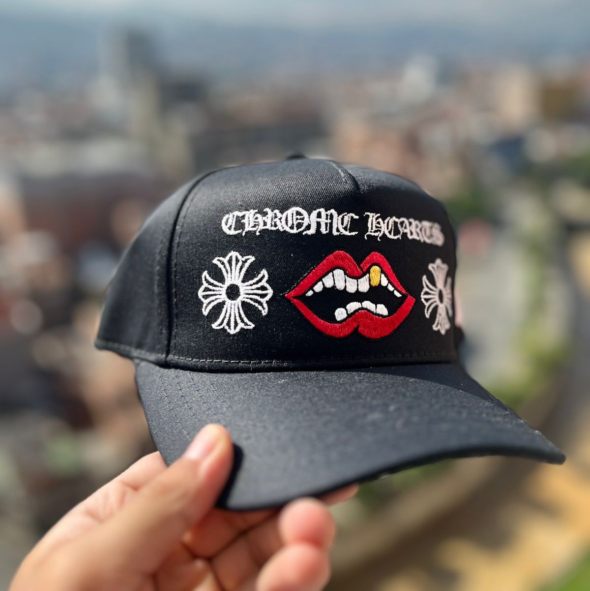 Gorra Chronic hearts
